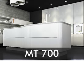 mt700